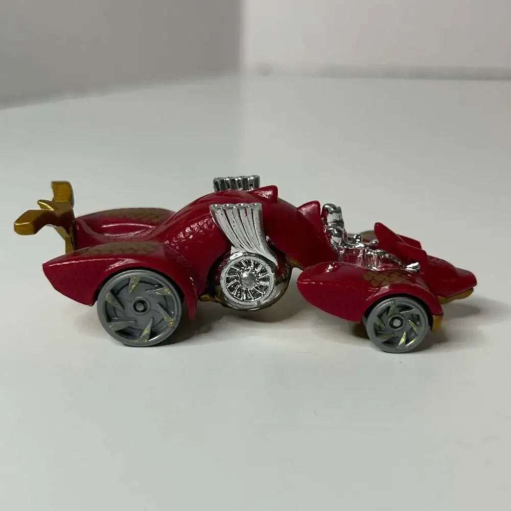 Hot Wheels Knight Draggin Red 2020 Street Beasts Diecast Toy Car